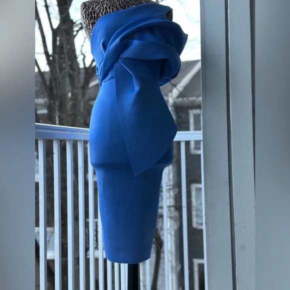 ASOS One-Shoulder Blue Draped Dress - Picture 4 of 10